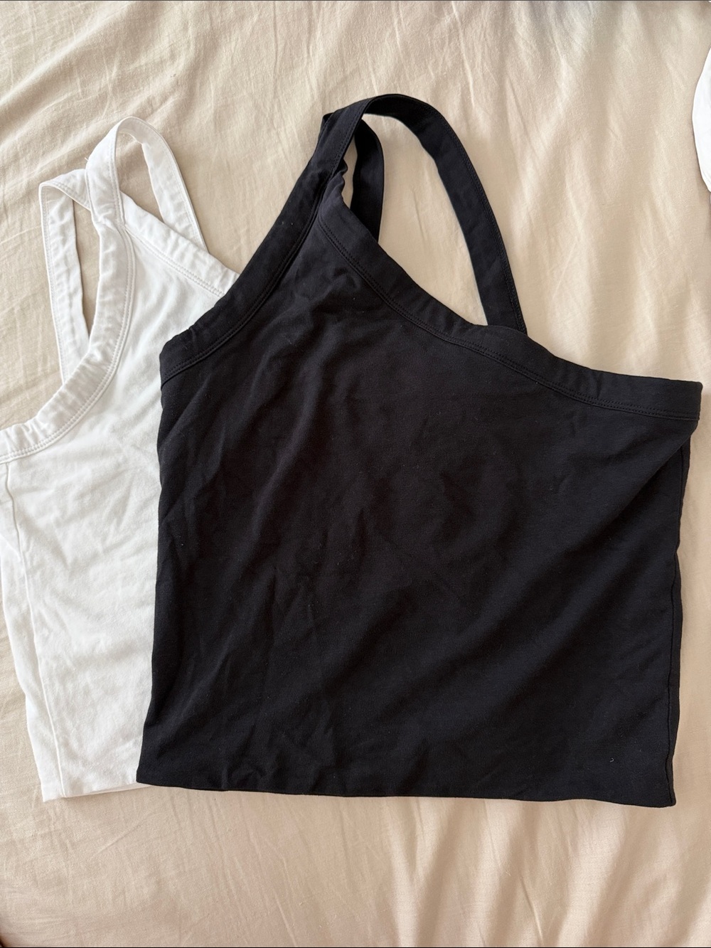 Cotton On One-Shoulder Cropped Tank Top bundle